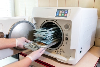 Autoclave With Door Seals